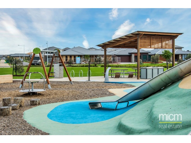 28 Kurrali Crescent, Werribee VIC 3030