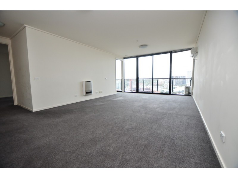 REF 24200/100 Kavanagh Street, Southbank VIC 3006