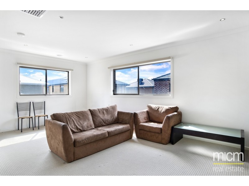 21 Opsum Way, Williams Landing VIC 3027