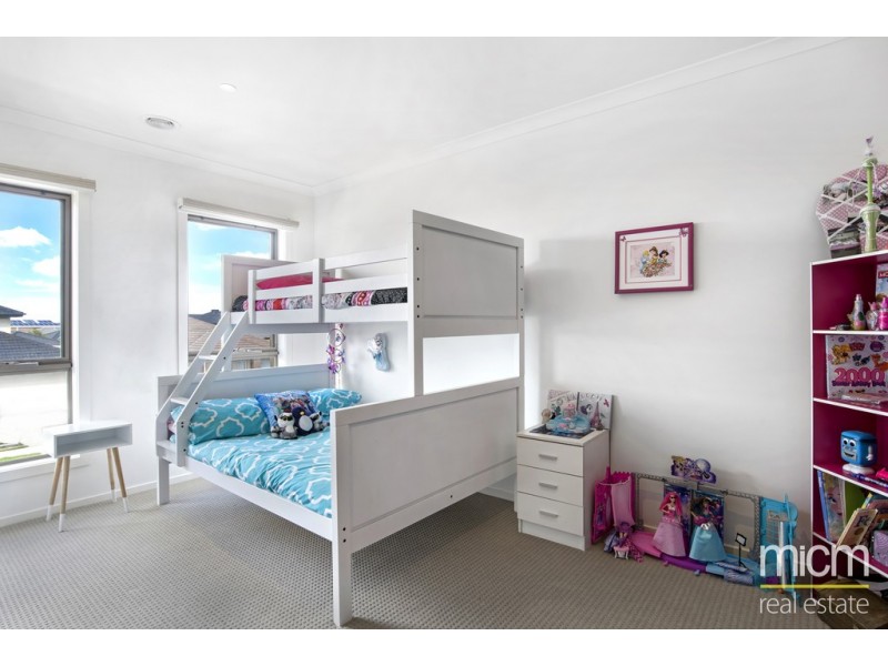 21 Opsum Way, Williams Landing VIC 3027