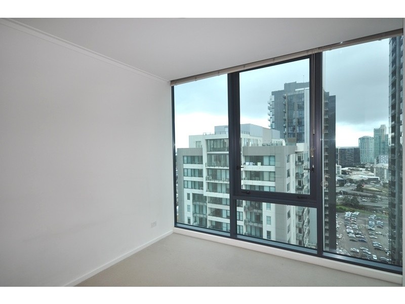 REF 24217/180 City Road, Southbank VIC 3006