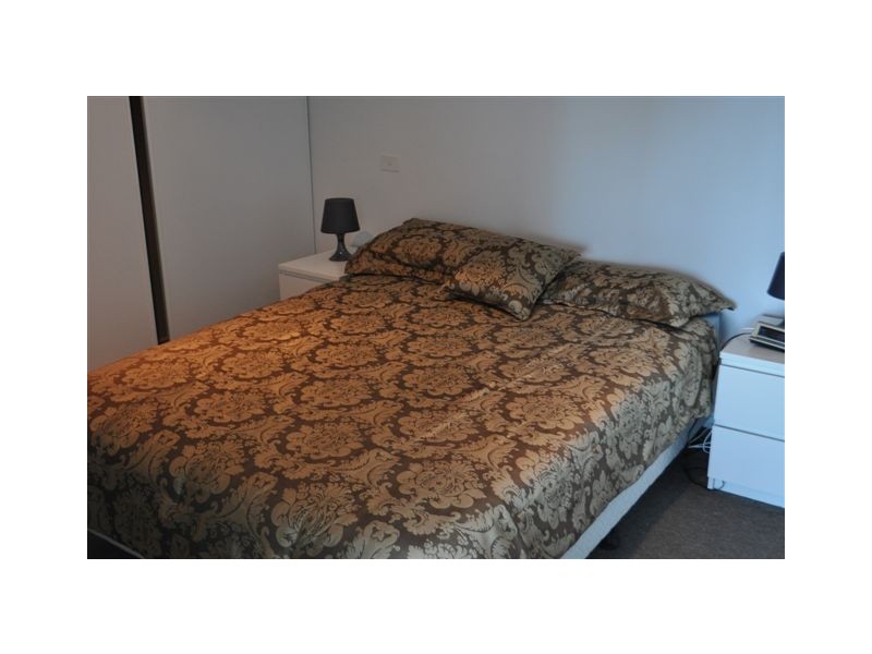 2401/8 Downie Street, Melbourne VIC 3000