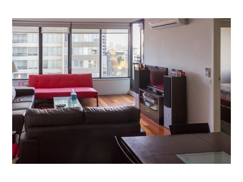 REF 24220/38 Kavanagh Street, Southbank VIC 3006