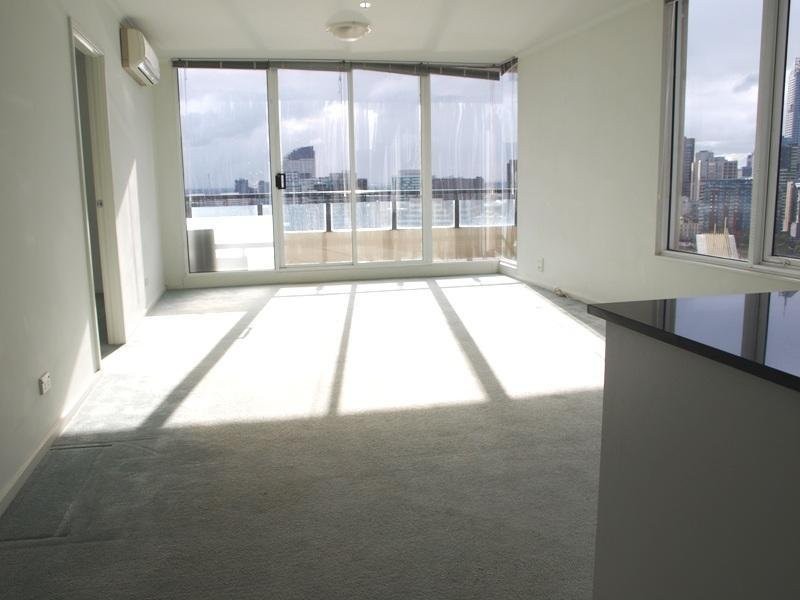 REF 24223/79 Whiteman Street, Southbank VIC 3006