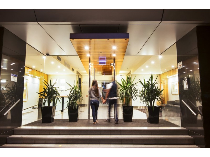 REF 24228/38 Kavanagh Street, Southbank VIC 3006