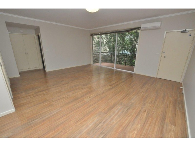 REF 24230/28 Jeffcott Street, West Melbourne VIC 3003