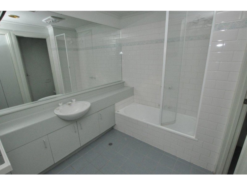 REF 24236/38 Wells Street, Southbank VIC 3006