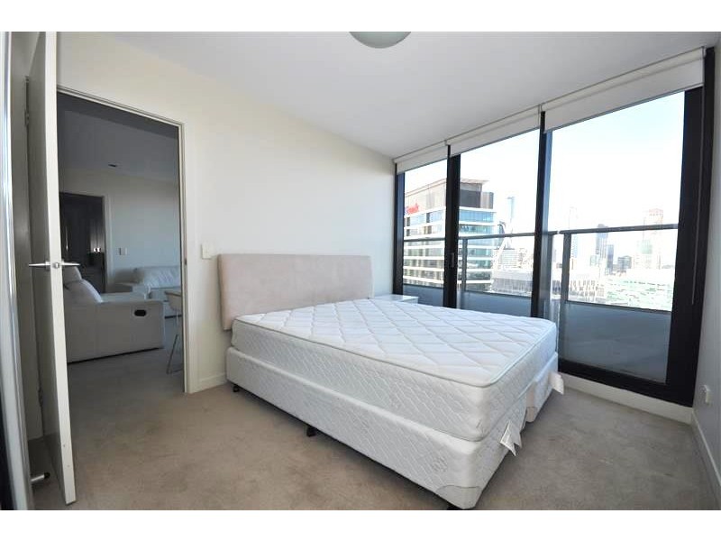 2910A/100 Harbour Esplanade, Docklands VIC 3008