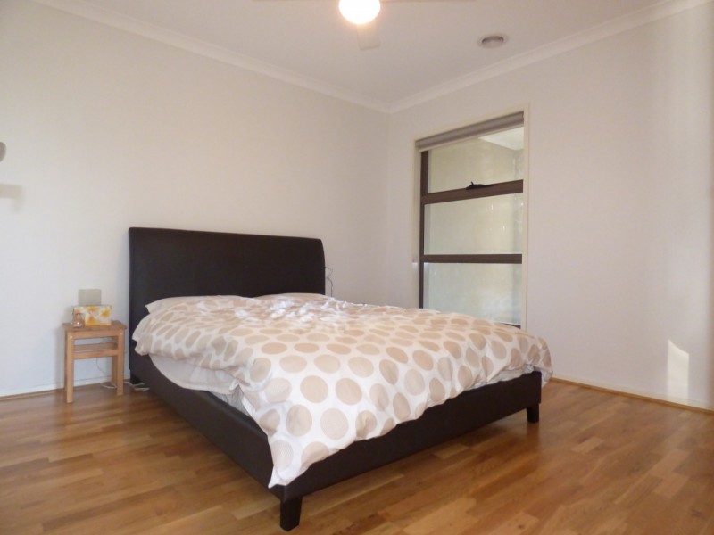 1 Reef Walk, Point Cook VIC 3030