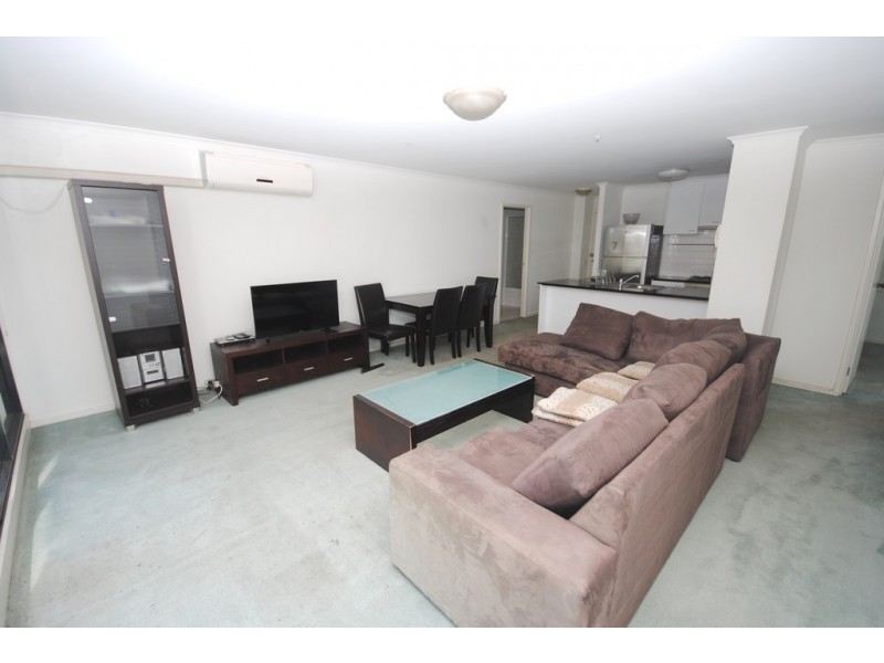 REF 24240/38 Kavanagh Street, Southbank VIC 3006