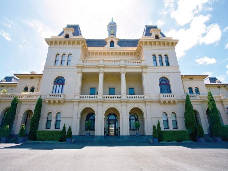 22 Wiltshire Drive, Kew VIC 3101