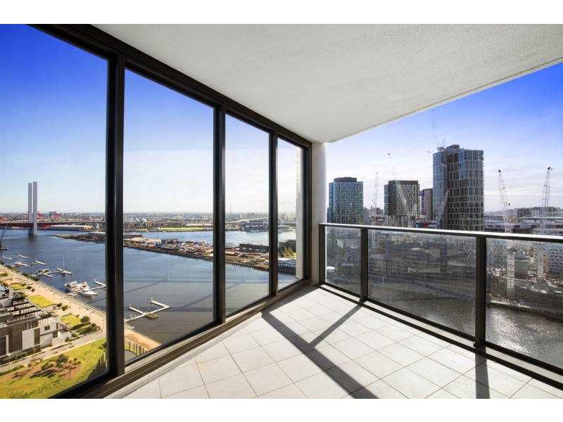 2005/1 Point Park Crescent, Docklands VIC 3008