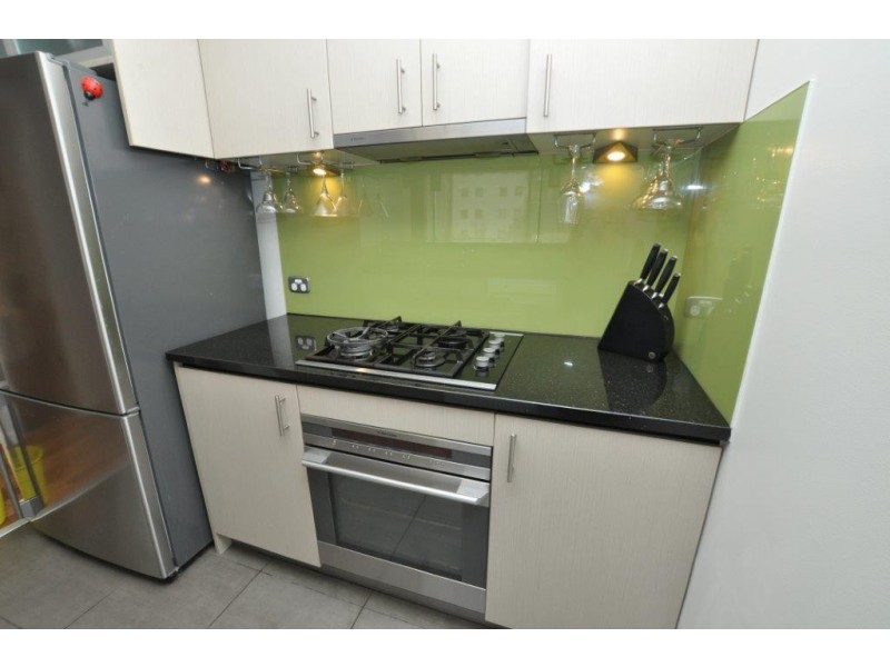 REF 24252/100 Wells Street, Southbank VIC 3006