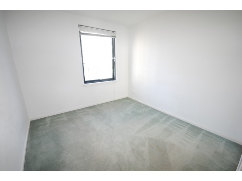 REF 24274/63 Dorcas Street, South Melbourne VIC 3205