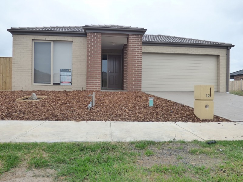 12 Farmers Way, Point Cook VIC 3030