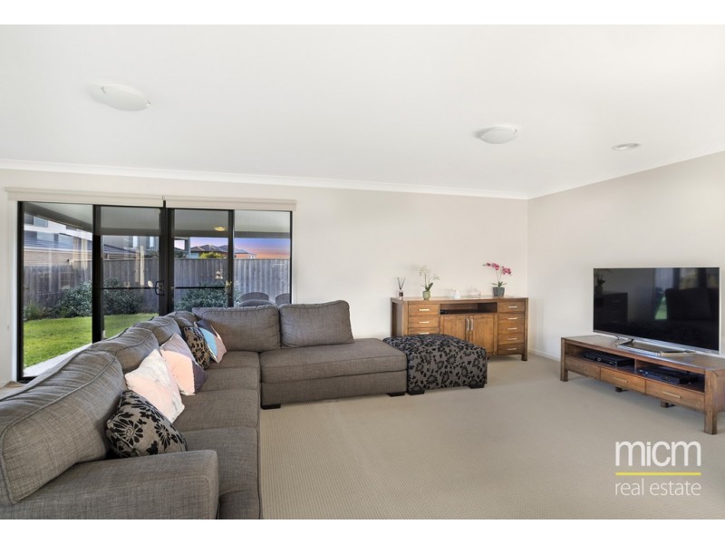 3 Anchor Crescent, Point Cook VIC 3030