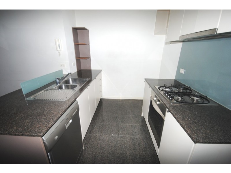 REF 24295/173 City Road, Southbank VIC 3006