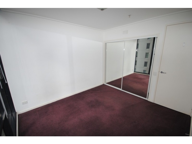 REF 24295/173 City Road, Southbank VIC 3006