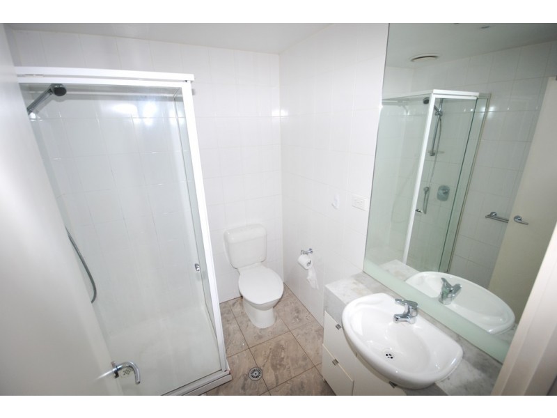 REF 24295/173 City Road, Southbank VIC 3006