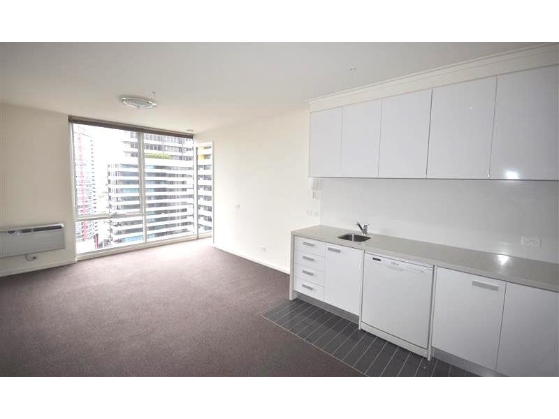 REF 24308/63 Whiteman Street, Southbank VIC 3006
