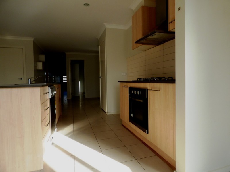 47 Landing Place, Point Cook VIC 3030