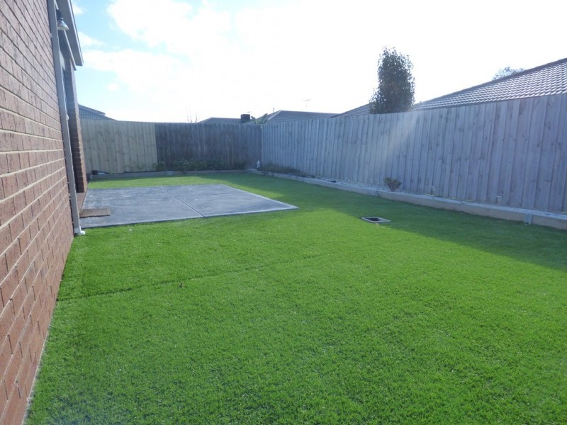 47 Landing Place, Point Cook VIC 3030