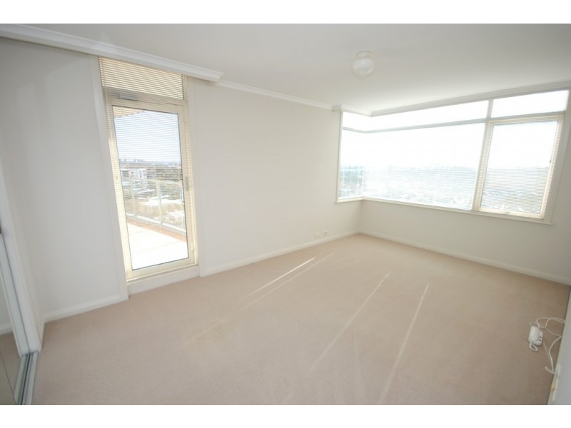 801/127 Beach Street, Port Melbourne VIC 3207