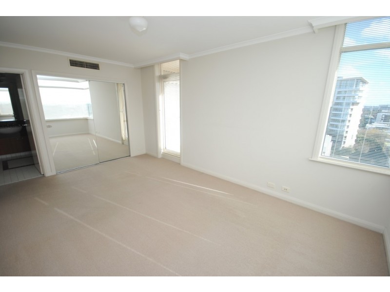 801/127 Beach Street, Port Melbourne VIC 3207