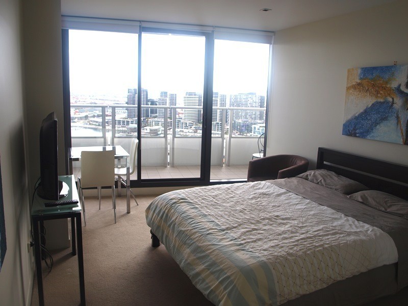 2508B/100 Harbour Esplanade, Docklands VIC 3008
