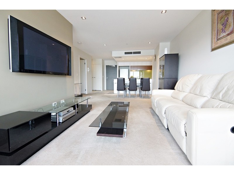 1105/100 Harbour Esplanade, Docklands VIC 3008