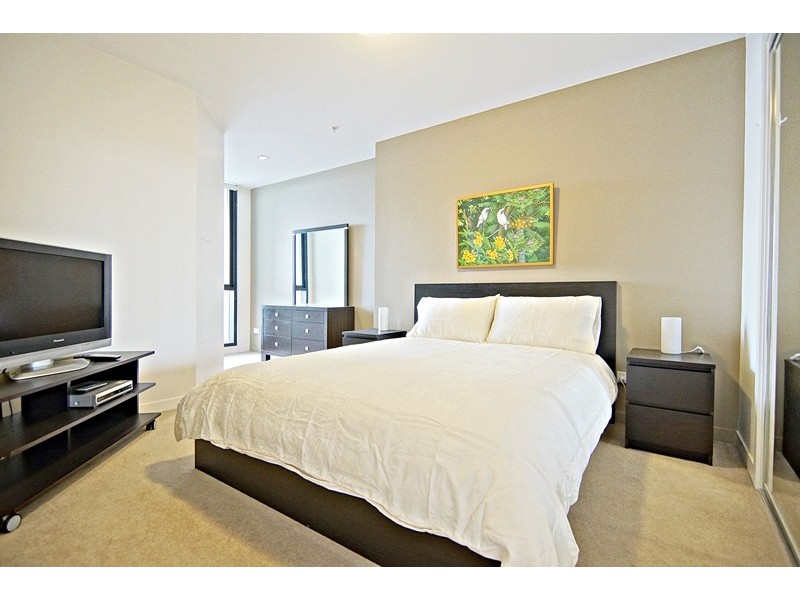 1105/100 Harbour Esplanade, Docklands VIC 3008