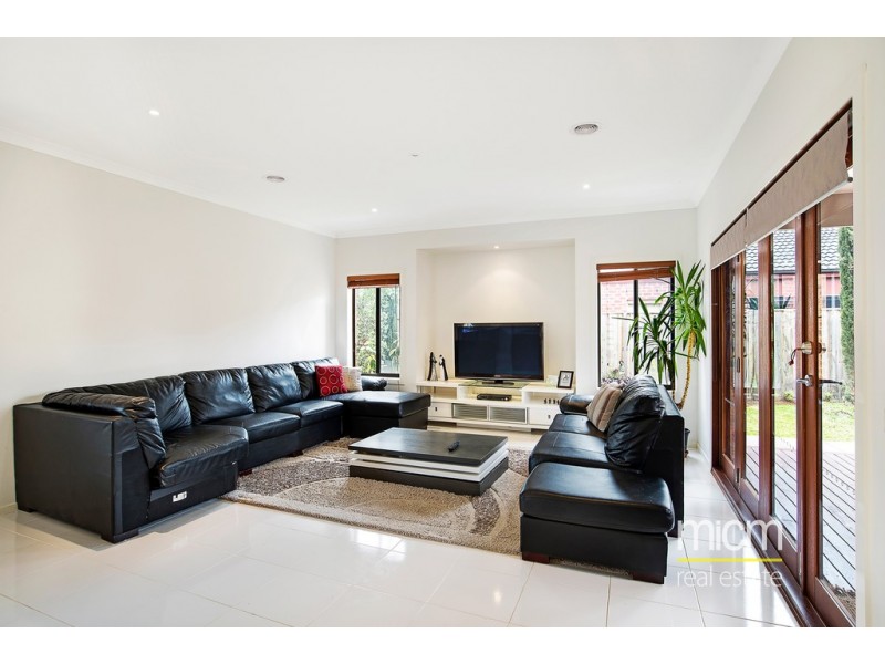 15 Lomandra Street, Point Cook VIC 3030