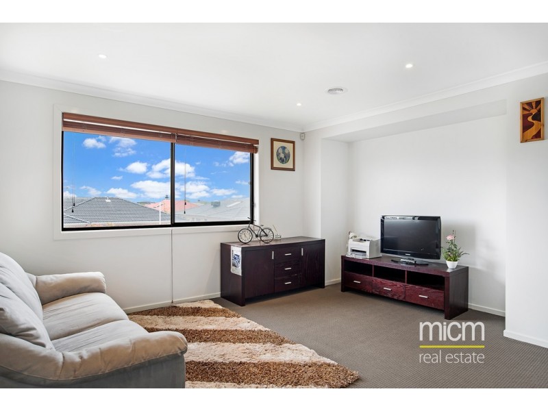 15 Lomandra Street, Point Cook VIC 3030