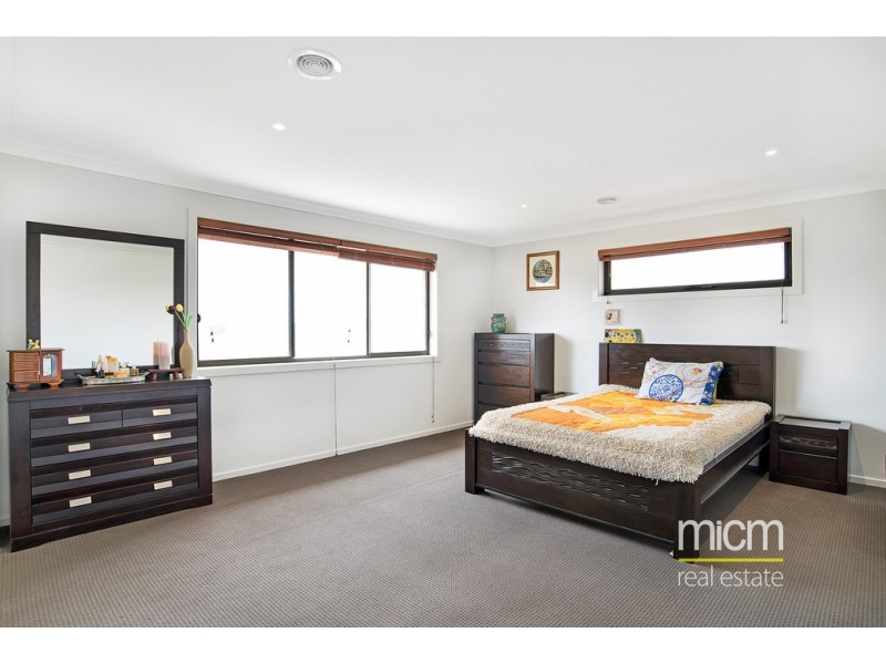 15 Lomandra Street, Point Cook VIC 3030