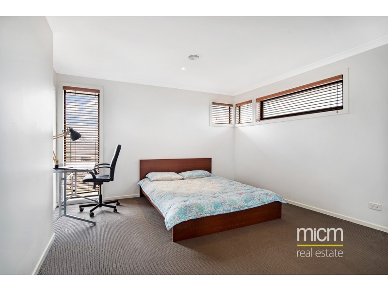 15 Lomandra Street, Point Cook VIC 3030