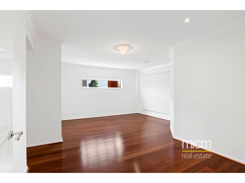 332 Boardwalk Boulevard, Point Cook VIC 3030