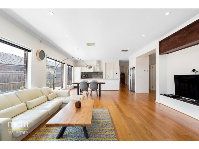 5 Willowherb Way, Point Cook VIC 3030