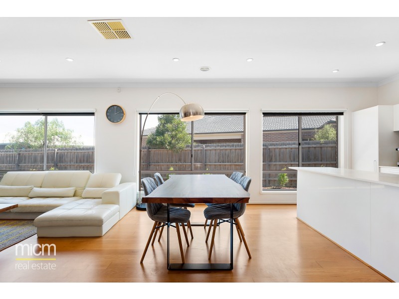 5 Willowherb Way, Point Cook VIC 3030