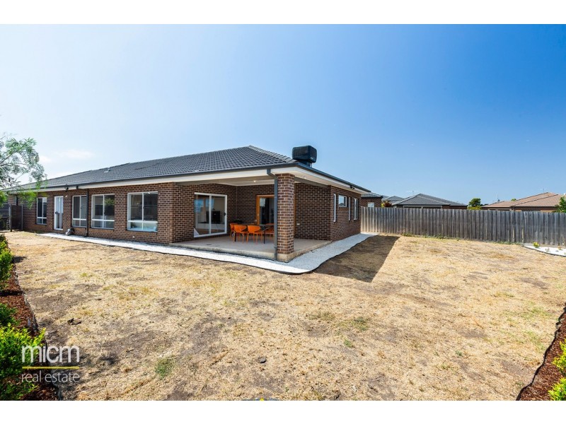 5 Willowherb Way, Point Cook VIC 3030
