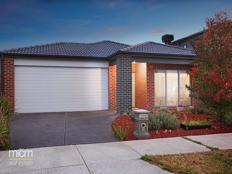 30 Fireside Avenue, Point Cook VIC 3030