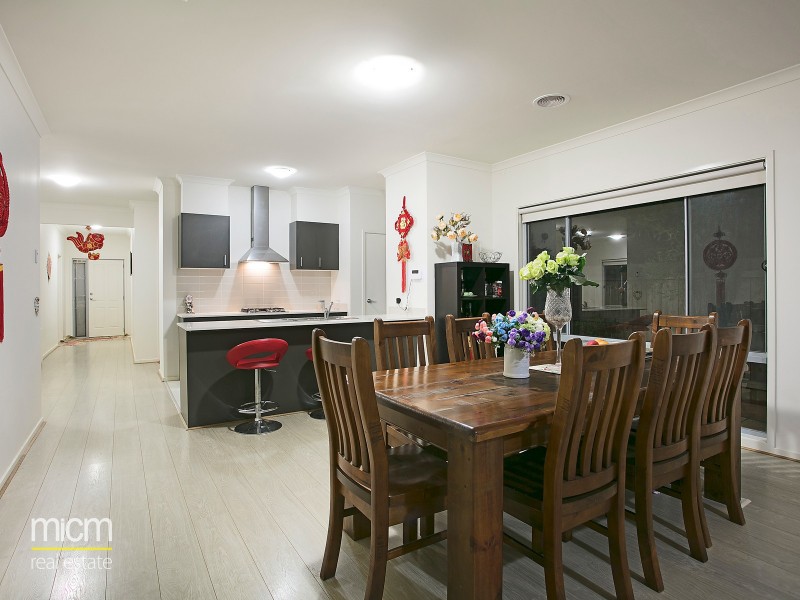 30 Fireside Avenue, Point Cook VIC 3030