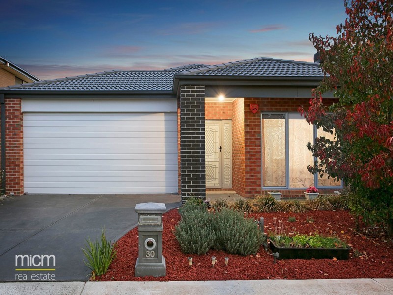 30 Fireside Avenue, Point Cook VIC 3030