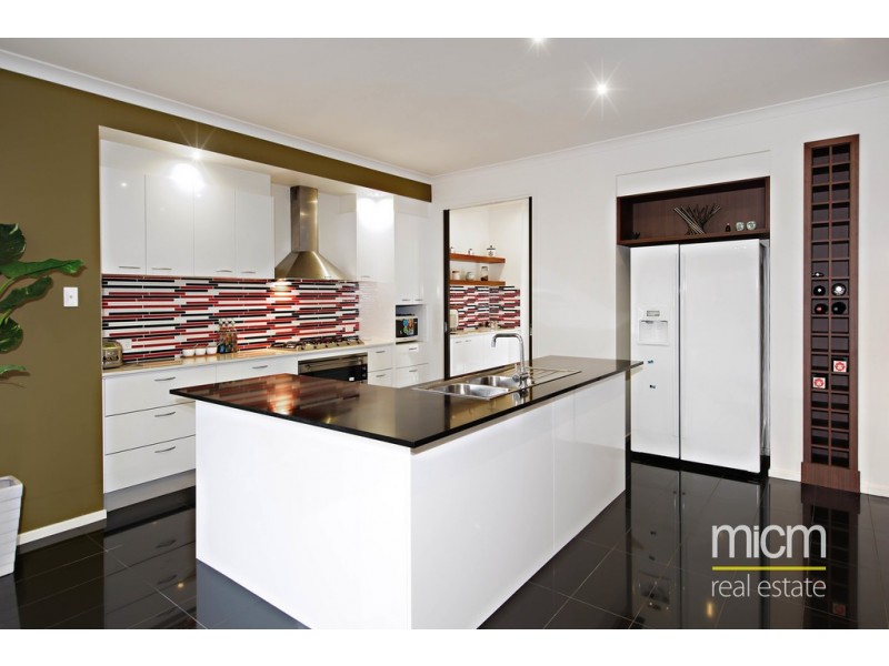39-41 Cloudy Crescent, Point Cook VIC 3030