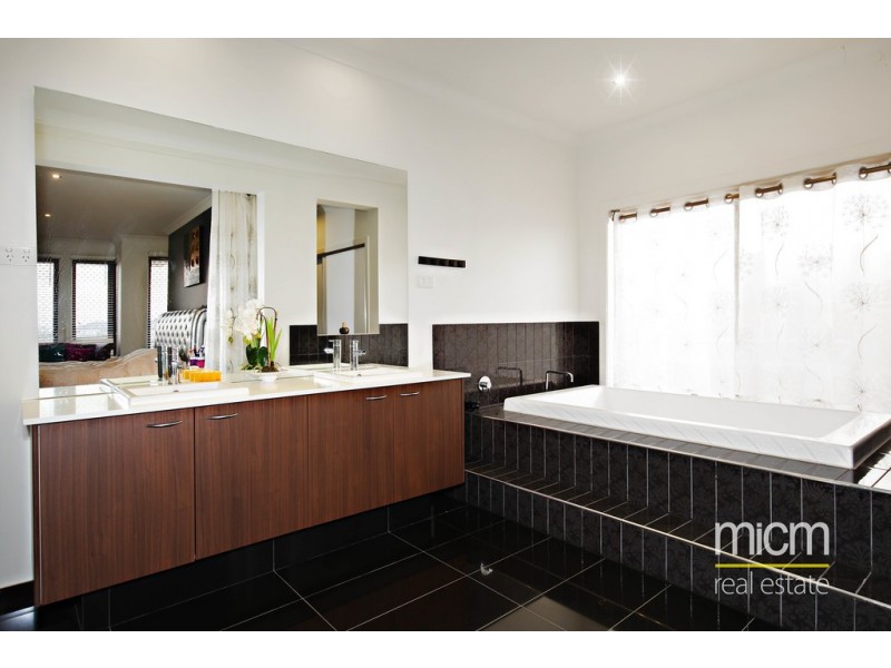 39-41 Cloudy Crescent, Point Cook VIC 3030