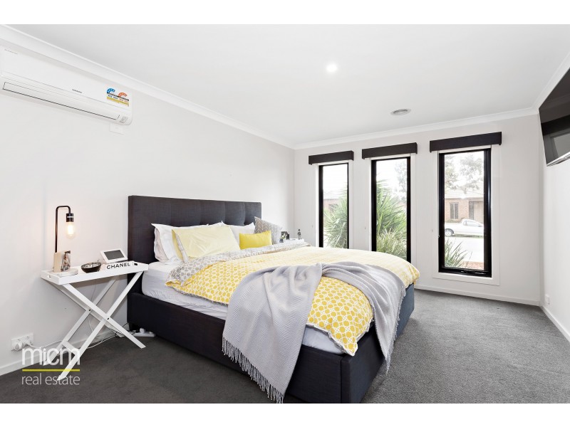 25 Grassbird Drive, Point Cook VIC 3030