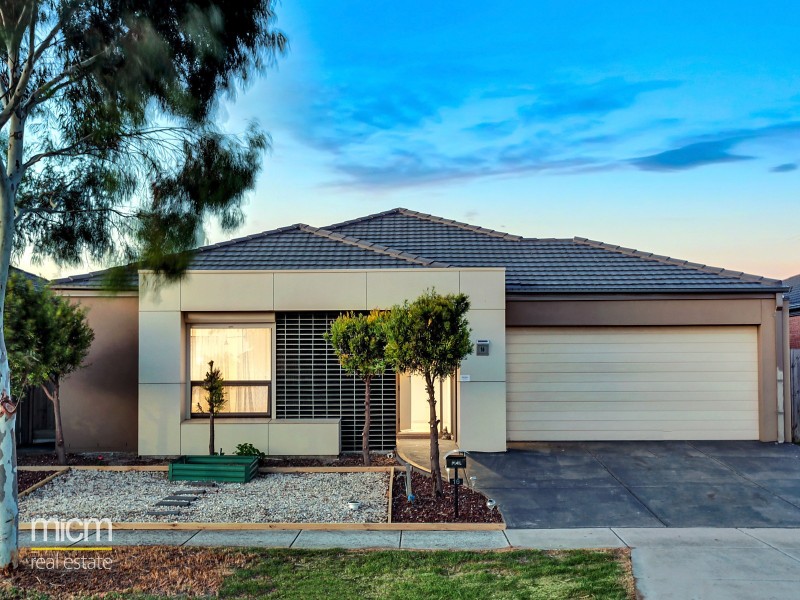 16 Lomandra Street, Point Cook VIC 3030