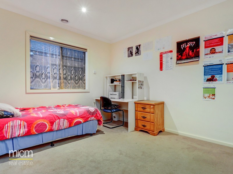 16 Lomandra Street, Point Cook VIC 3030