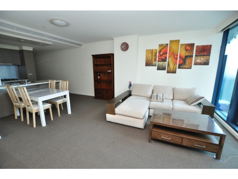 REF 24357/180 City Road, Southbank VIC 3006