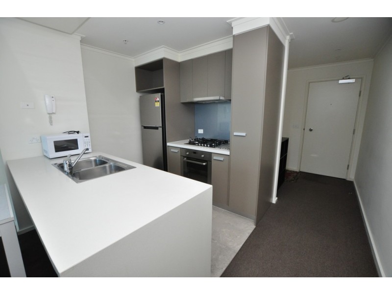 REF 24357/180 City Road, Southbank VIC 3006