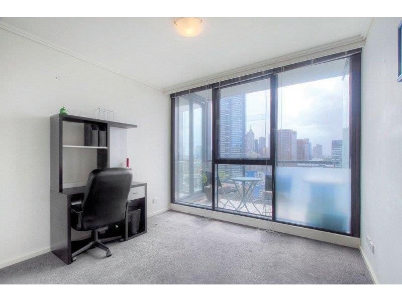 REF 24359/88 Kavanagh Street, Southbank VIC 3006